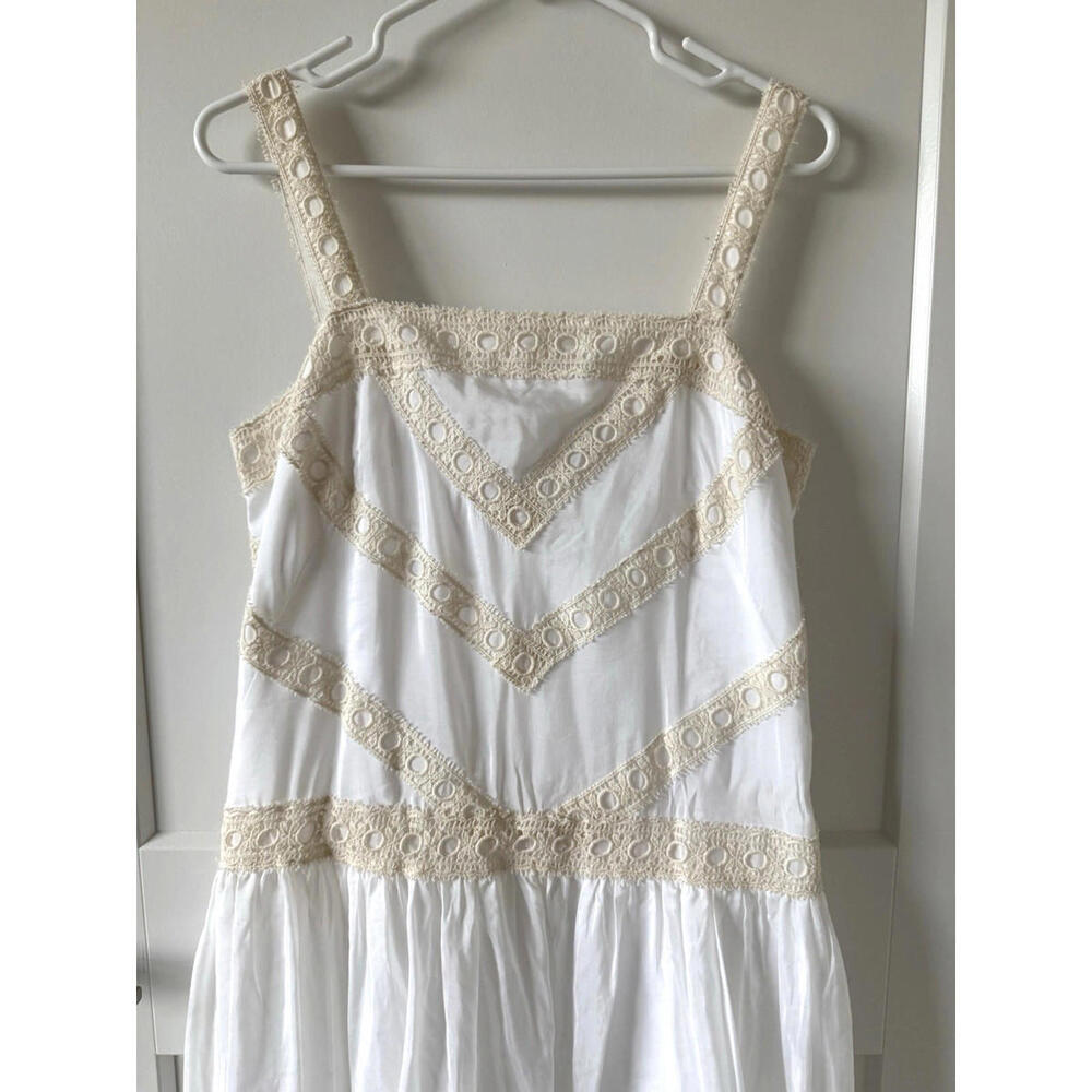 Ann Taylor White Fit‎ & Flare Lace Dress | Eyelet Trim | Size 8 | Summer Bridal - Picture 3 of 10